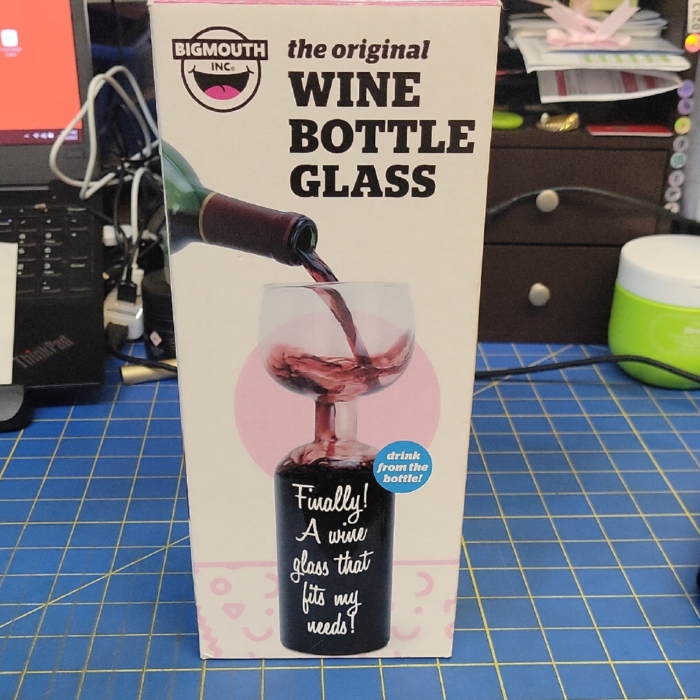 BigMouth Inc "Finally A Wine Glass That Fits My Needs" Wine Bottle Glass New